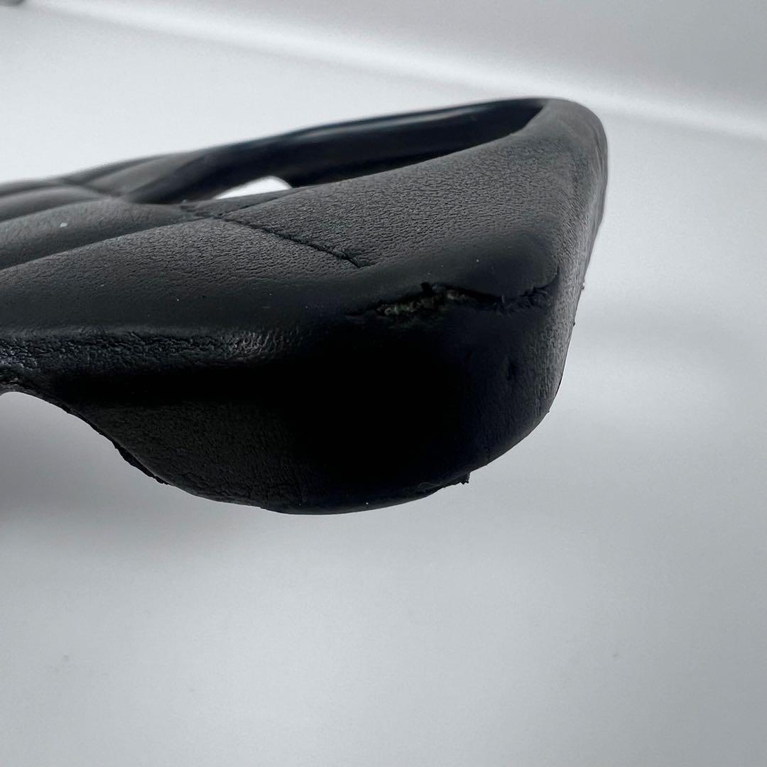 CHANEL iPhone15Pro ケース マトラッセ ラムスキン シリアル有