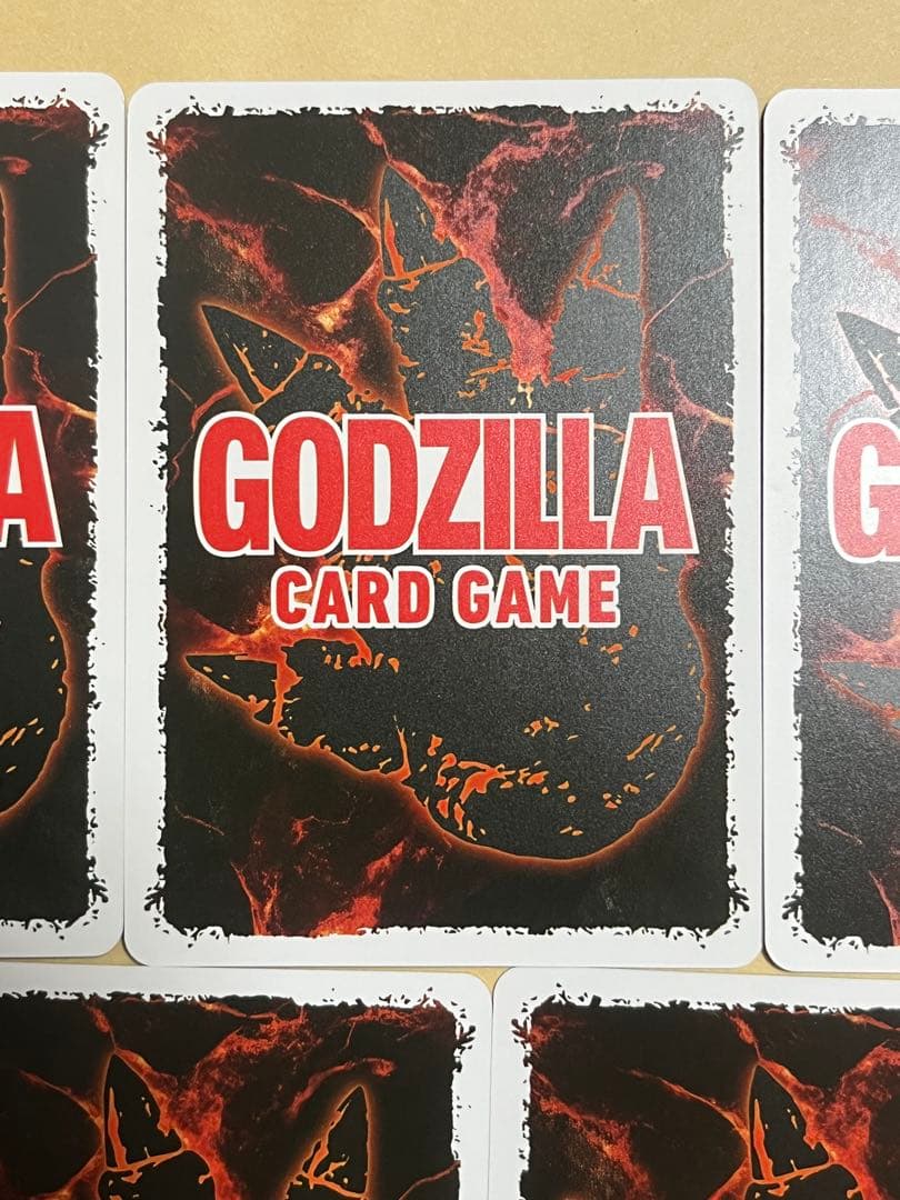 ゴジラカードゲーム　第一弾、第二弾　SSP全種　ローダー付き