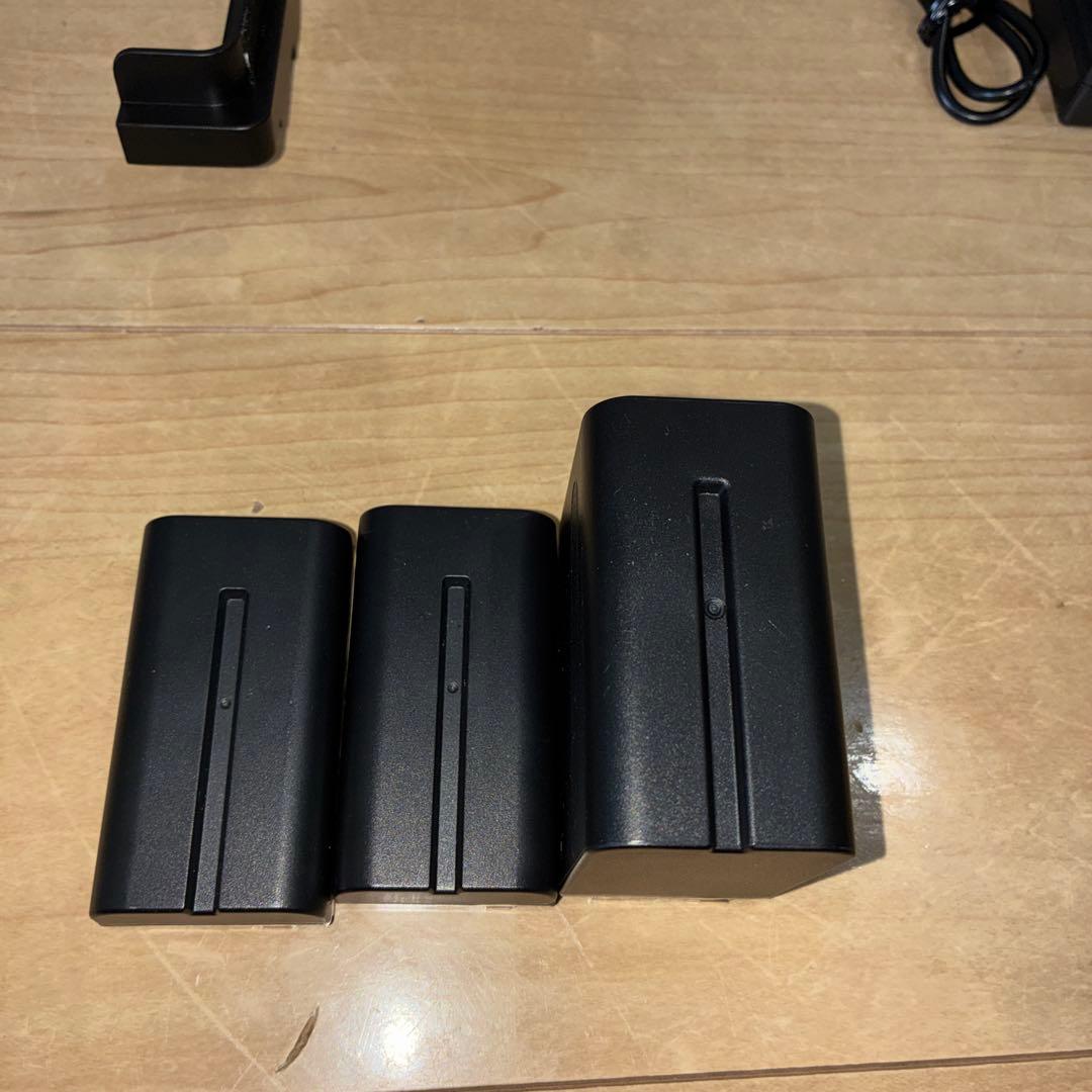 バッテリー3つセット7インチ 液晶モニター4K （FEELWORLD T7