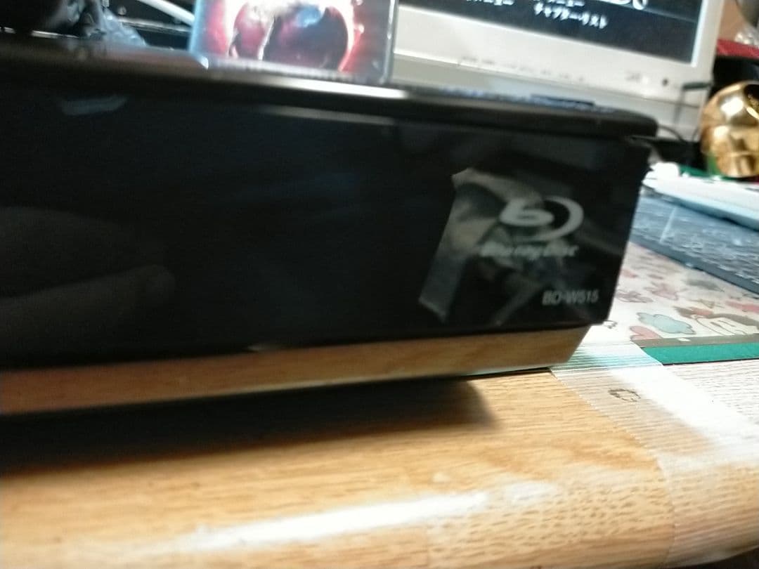 シャープ・ブルーレイレコーダーBD-W515 美観