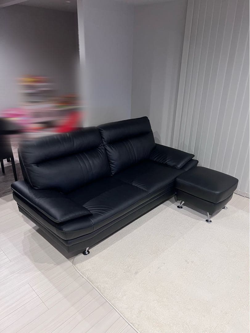 「長野県引取限定」　東京インテリア3人掛けソファBLACK スツール付き