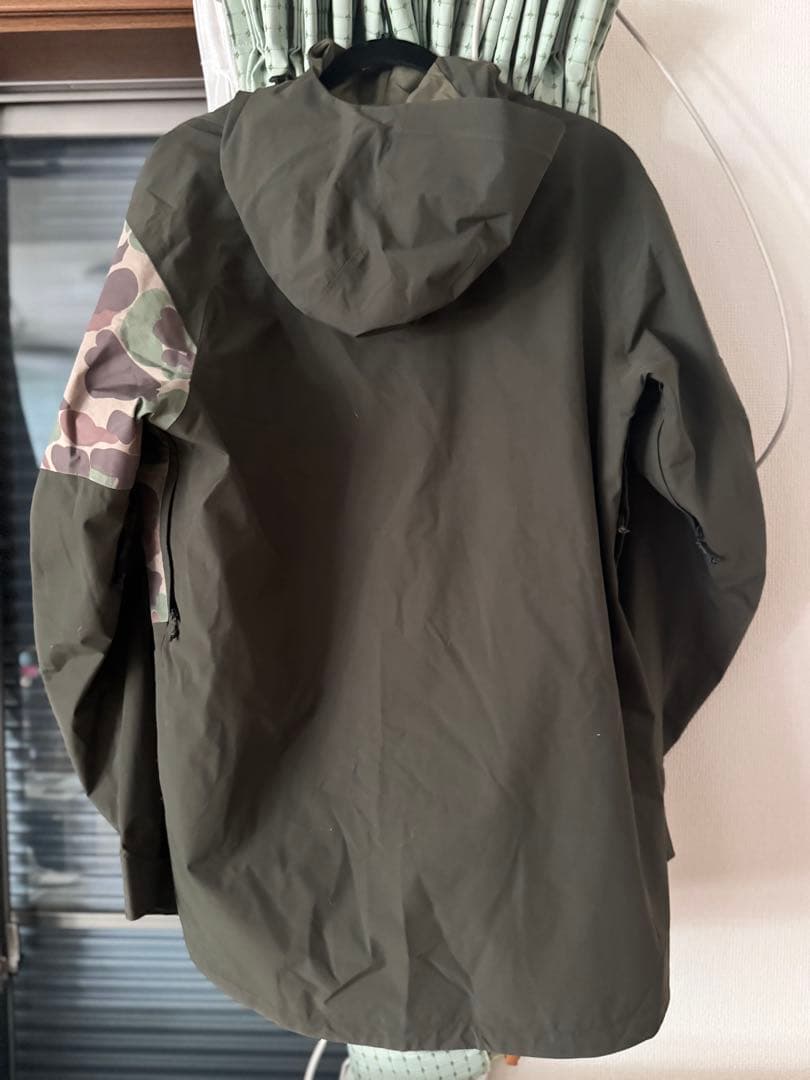 BURTON　AKジャケット Mサイズ