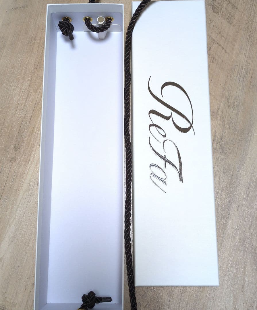 ReFa 　リファストレートアイロン　ホワイト　RE-AT-02A