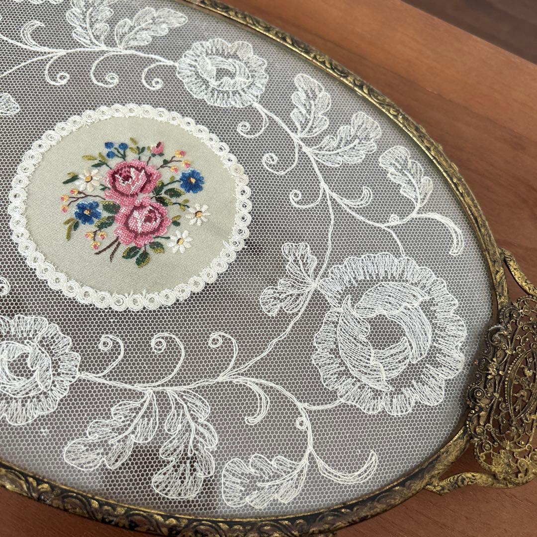 【匿名配送】ドレッシングトレイ　プチポワン　バラ　アンティーク　雑貨