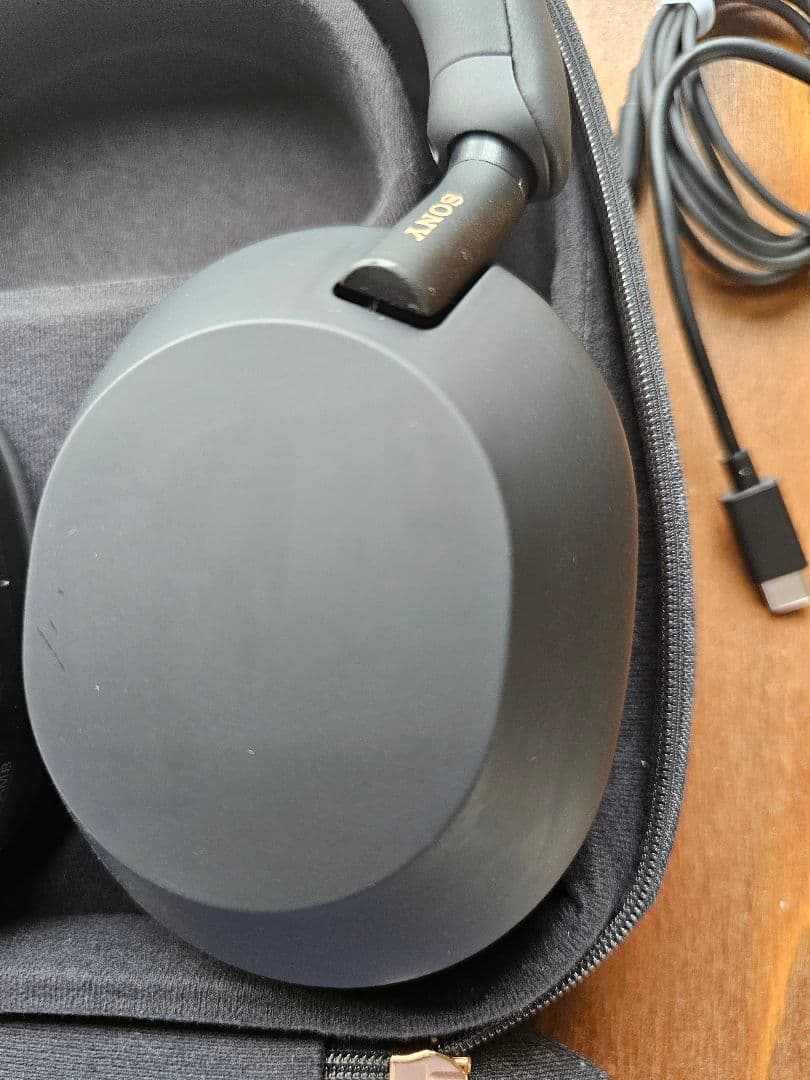 ソニー ヘッドホン WH-1000XM5