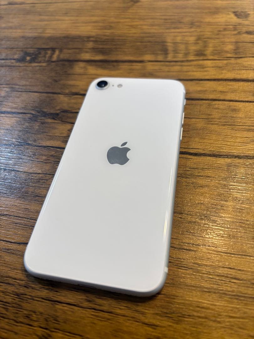 iPhone SE 第2世代 128GB SIMフリー バッテリー79%初期化済