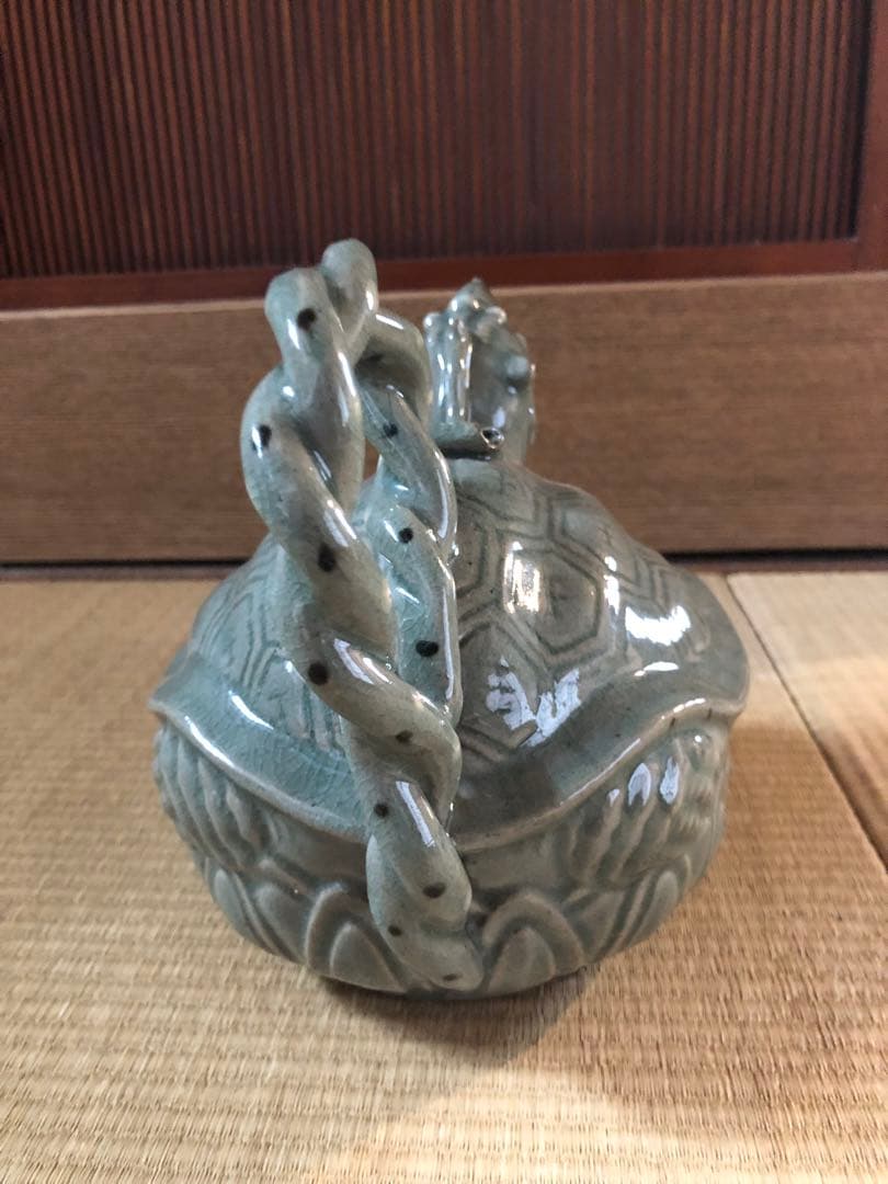 高麗青磁　瑞獣（ずいじゅう）水注（すいちゅう）