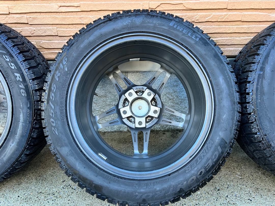 か*と様  16インチ ホイール4本 PCD120 +40