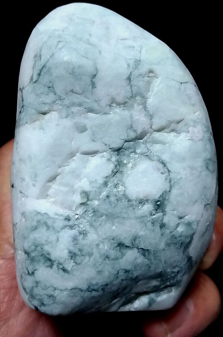 ★翡翠原石★糸魚川転石硬玉【姫川・川ズレ磨き石555ｇ】