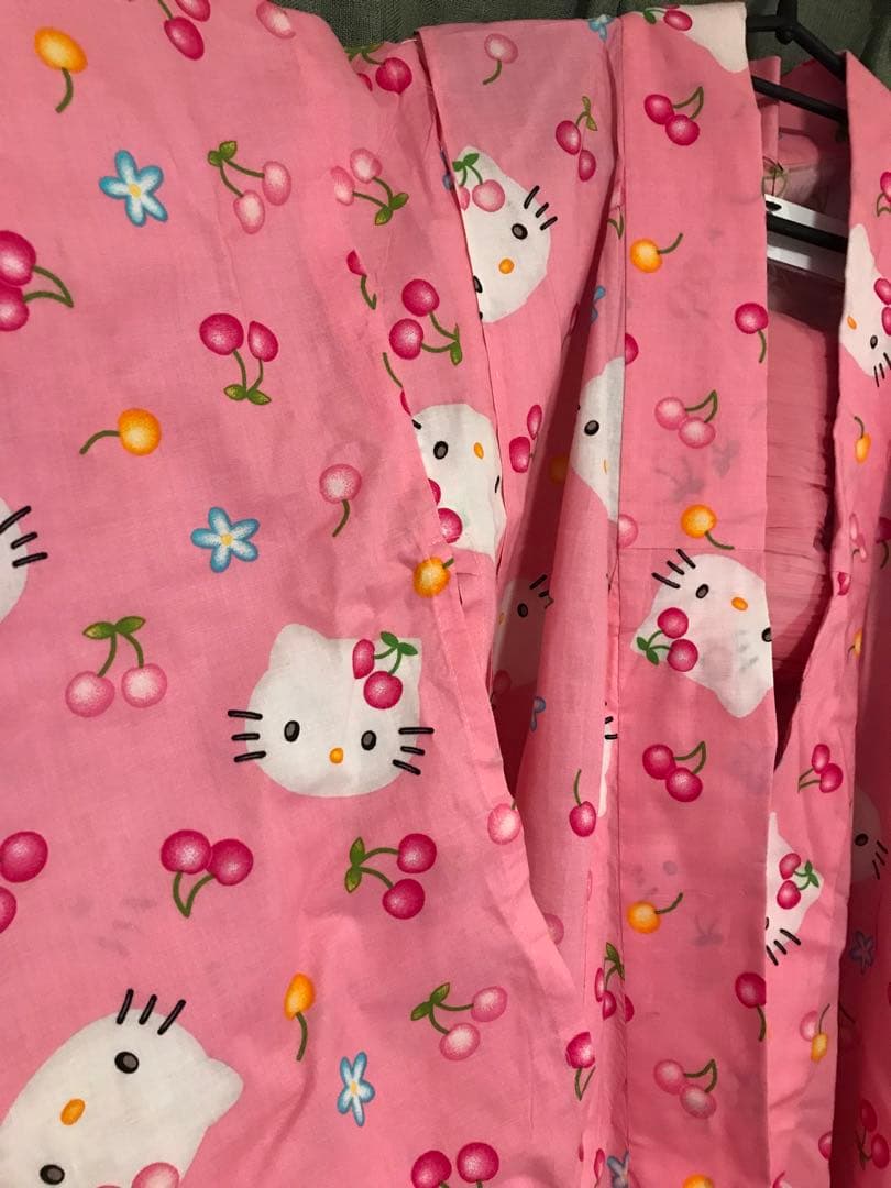 ハローキティ　浴衣