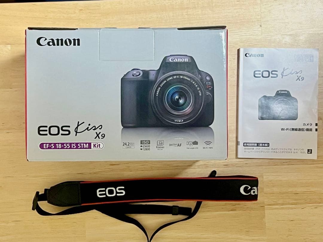 Canon EOS KISS x9 標準レンズキット 付属品有　一眼レフ　カメラ