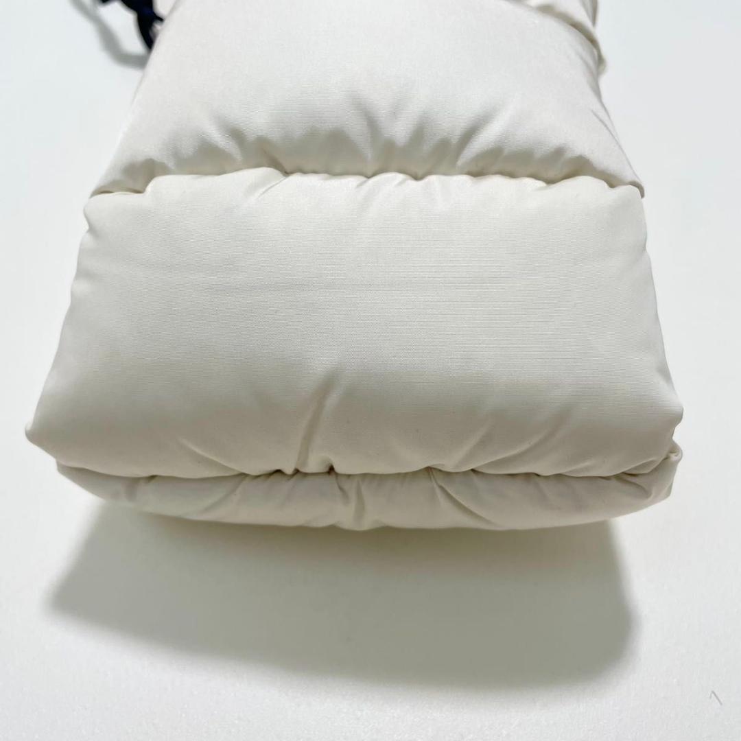 モンクレール ショルダーバッグ キルティング レディース ホワイト 新品未使用