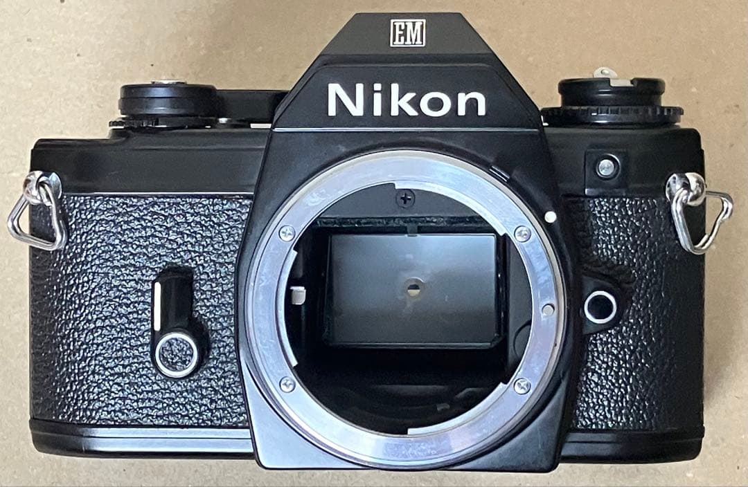 Nikon EM 一眼レフカメラ Zoom 36-72mm