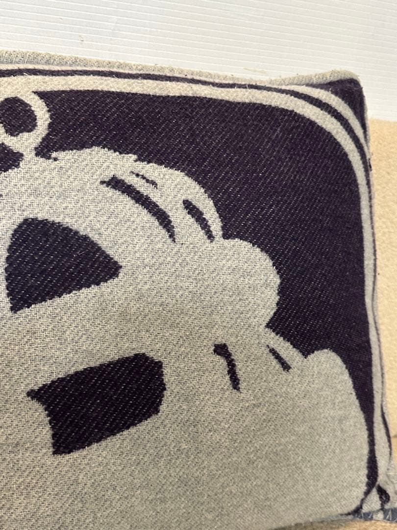 L*7様 ⭐️【全国送料無料】定価13万　HERMES エルメス　クッション　ピ