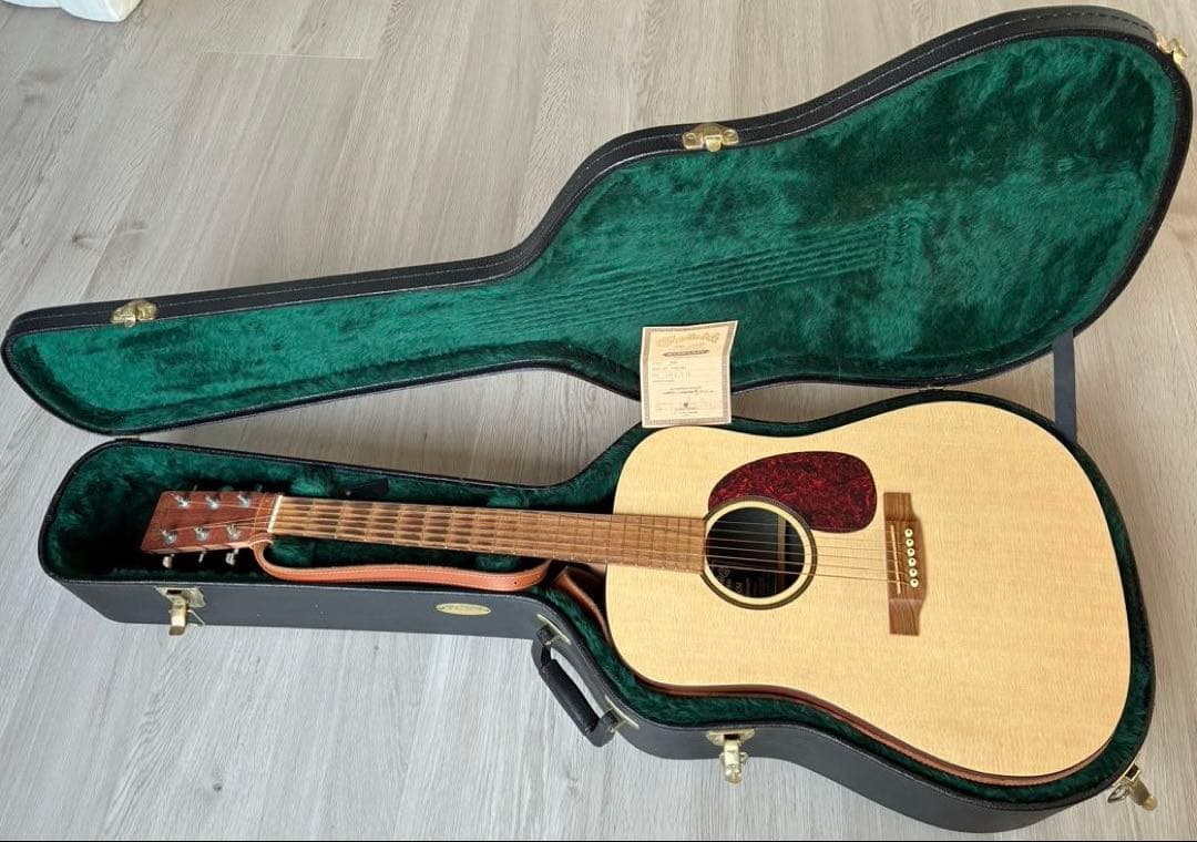 Martin DXM アコースティックギター ハードケース・カポ・ピック付
