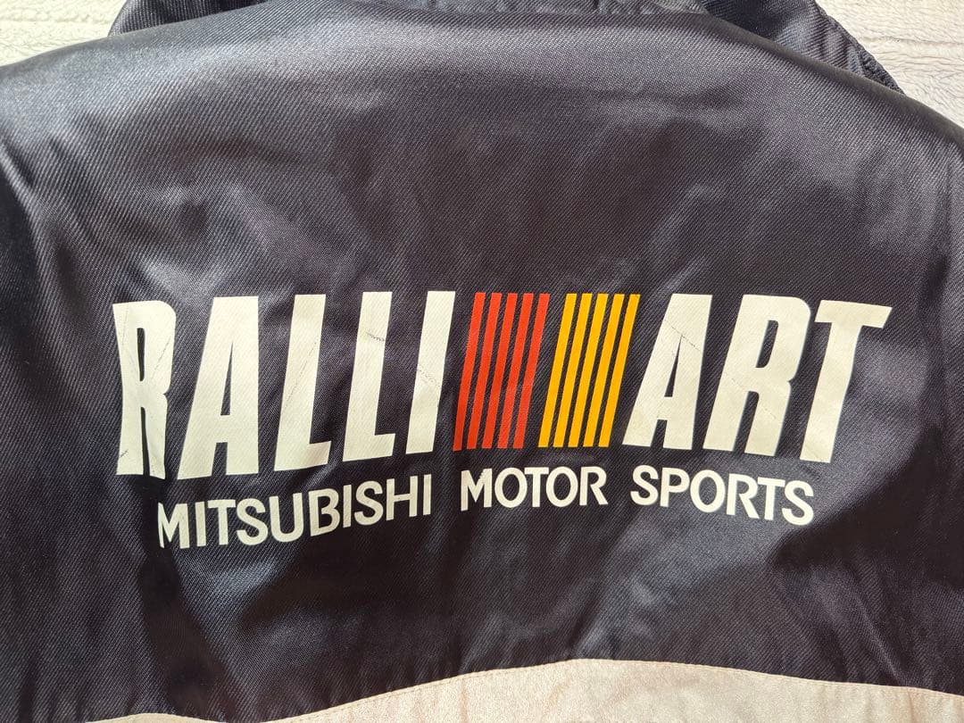 ラリーアート ジャケット