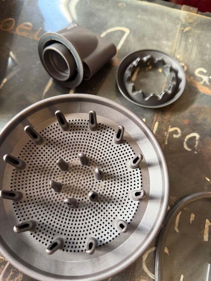 ダイソン Dyson Supersonic Ionic HD03 ヘアドライヤー