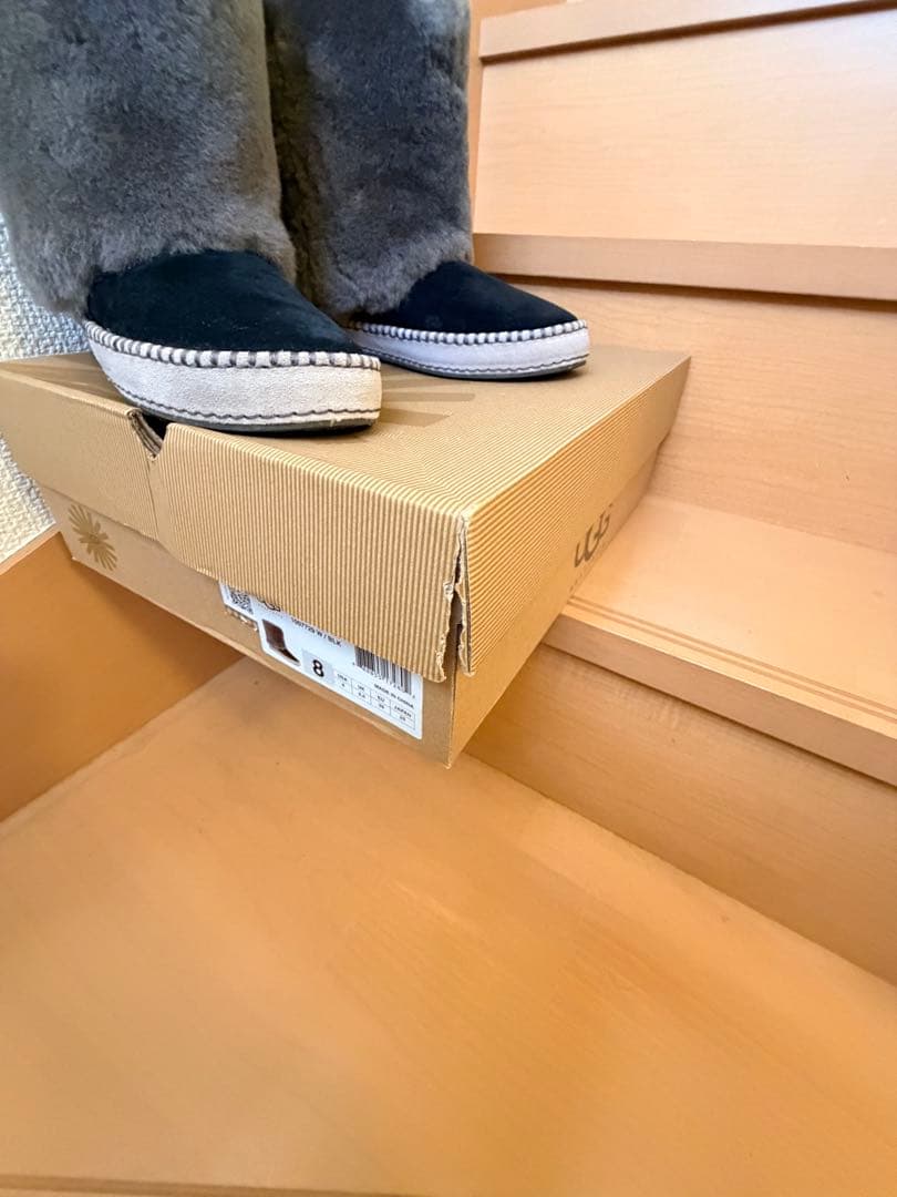 新品未使用 UGG australia ムートンブーツ KESTREL 25