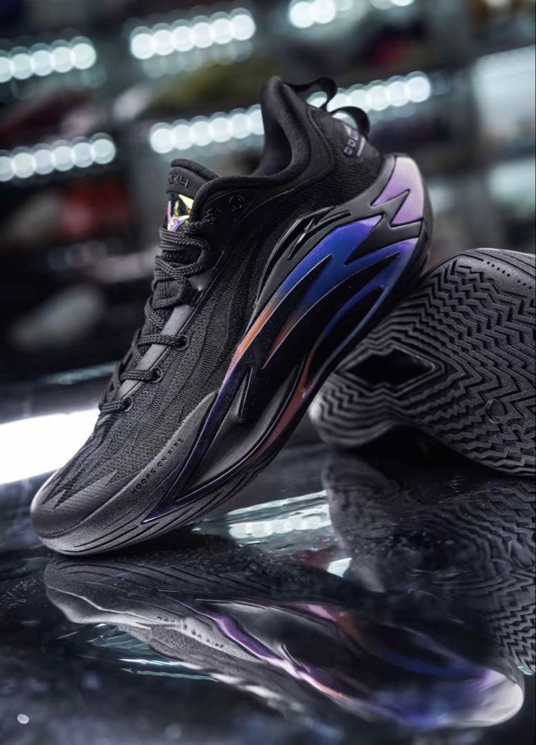 ぐ*り様 新品28.5cm ANTA Shock Wave 7 オールブラック