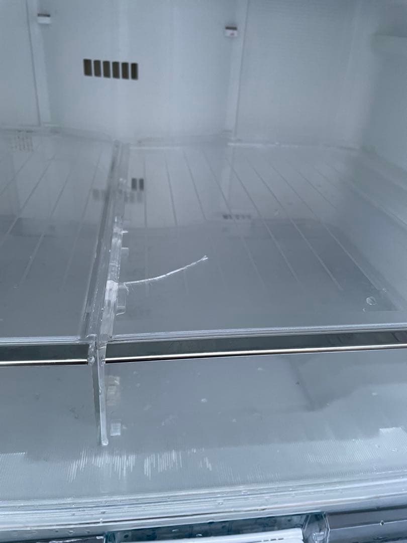 関西買取専門店　日立　565L 6ドア冷蔵庫　真空チルド　R-X5700F