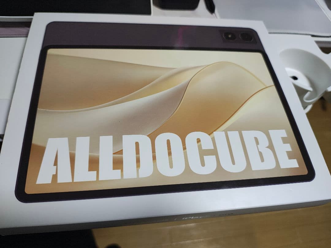 ALLDOCUBE iPlay70 Pro　タブレットリングスタンド付き　美品