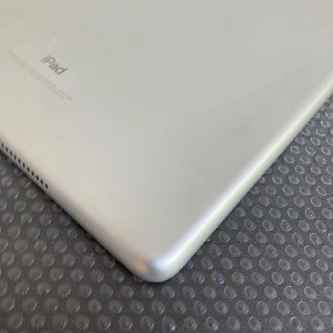193 電池最良好☆比較的美品☆iPad6第6世代 128GB WIFIモデル☆