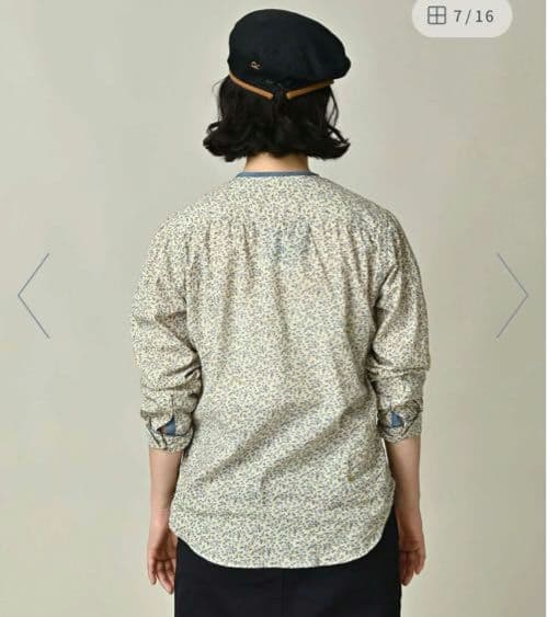 未使用品 45R ツタフラワープリントのフリルブラウス 45rpm