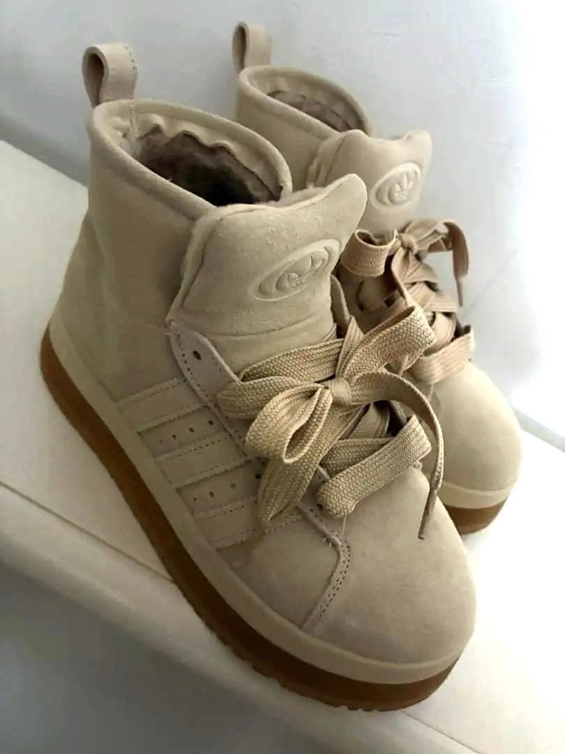 adidas キャンパス 00s ウィンター ミッドシューズJR3735