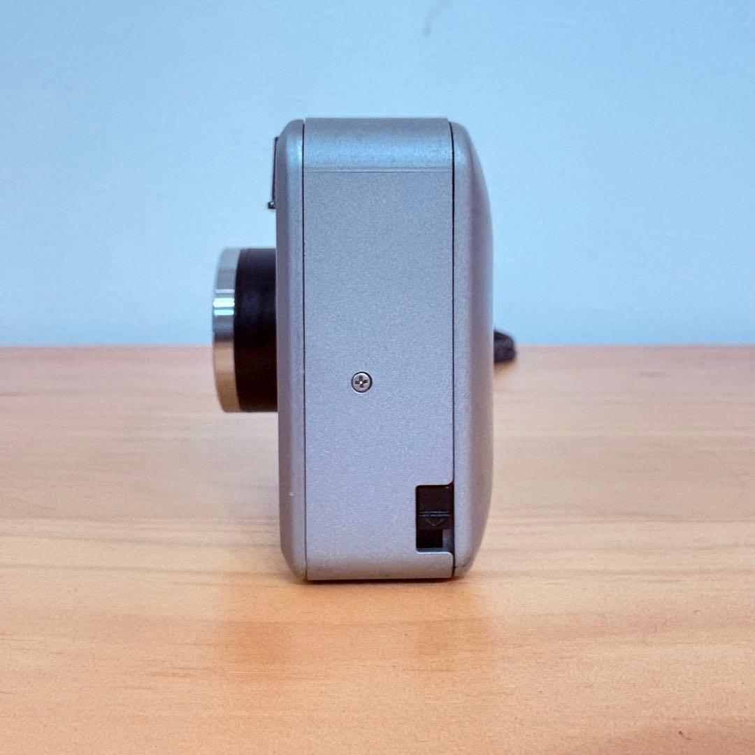 Konica コニカ BiG mini F 35mm f2.8フィルムカメラ