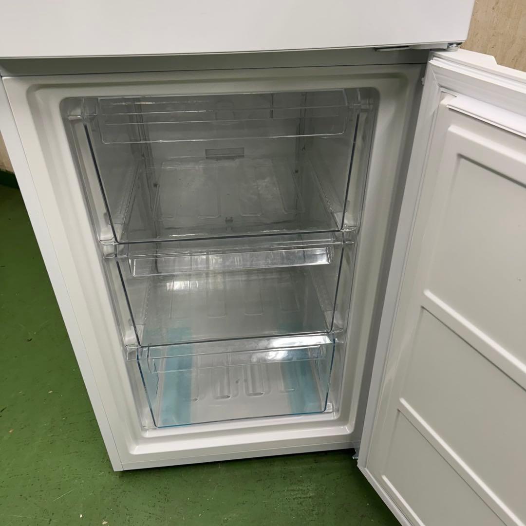 640 SHARP 中型冷蔵庫 200L〜300L 小型 一人暮らし 右開き