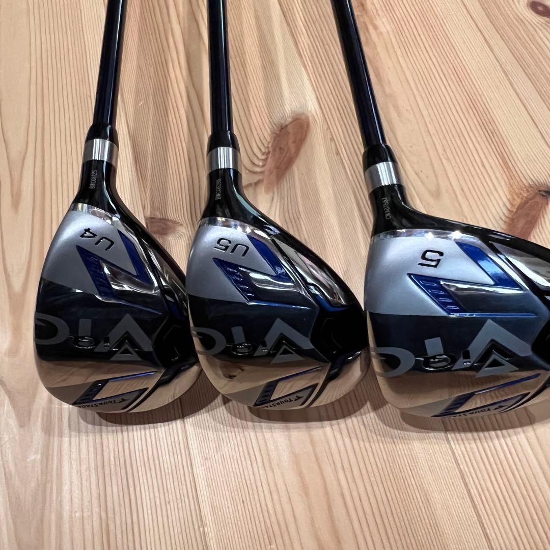 TOURSTAGEのViQゴルフバッグとゴルフクラブ13本セット