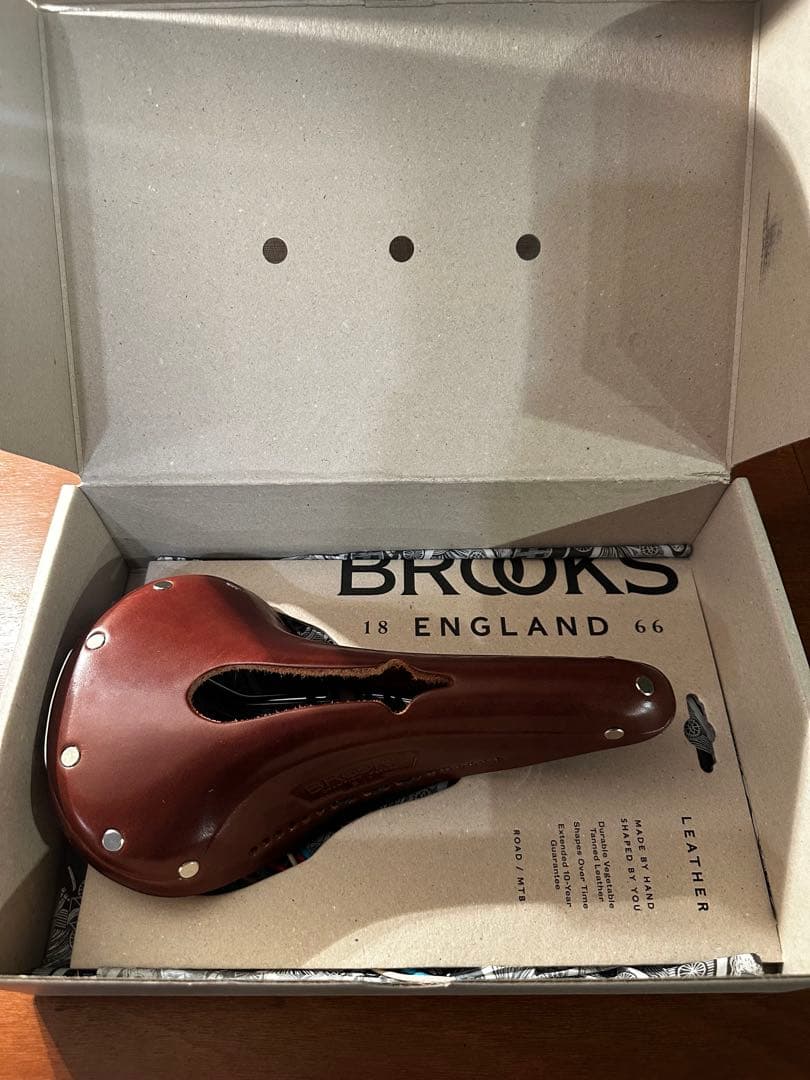 【新品未使用】BROOKS b17 Narrow シルバーレール