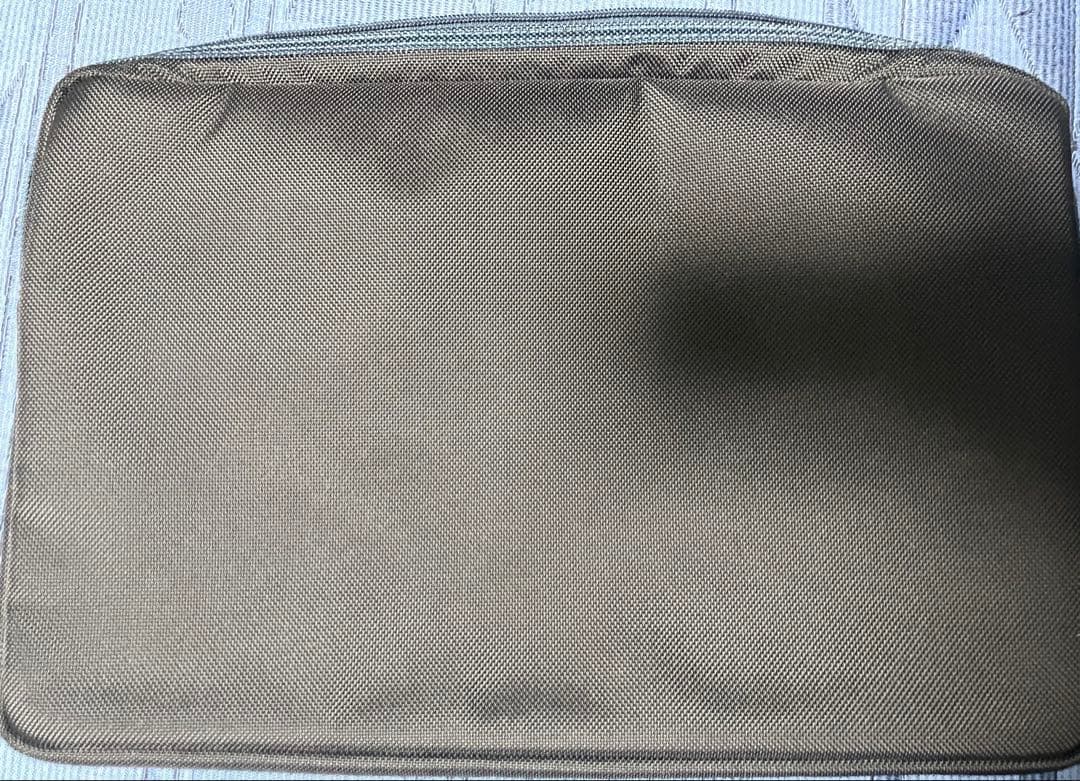 TUMI アルファ　26141D2 ビジネスバッグ　PC A4 大容量