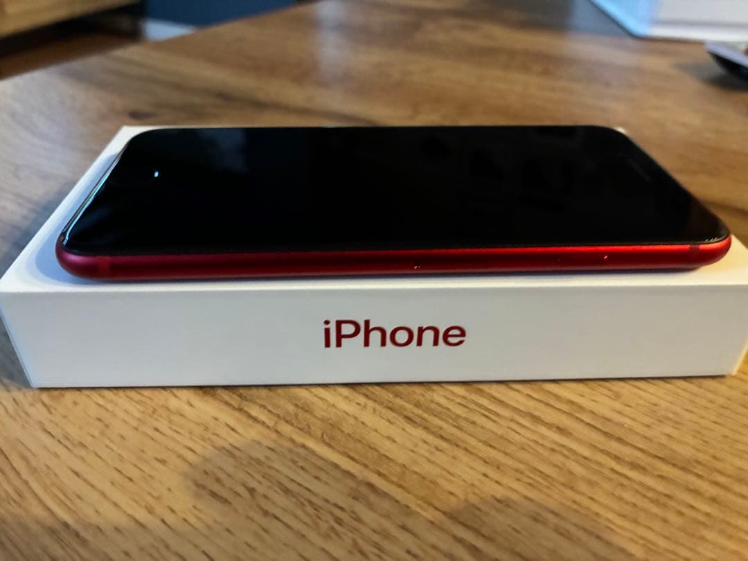 Apple iPhone SE (第3世代) レッド 256GB