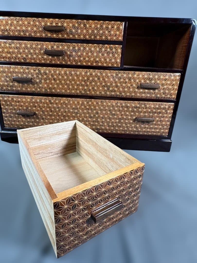 勲六等瑞宝章受章 露木清次創作 箱根寄木細工 引出し チェスト 伝統工芸品