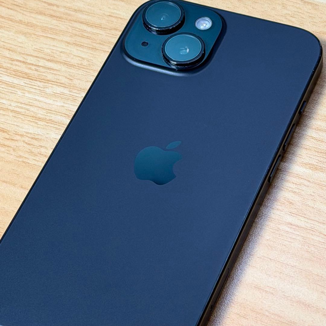 Apple iPhone 15 128GBブラック SIMフリー