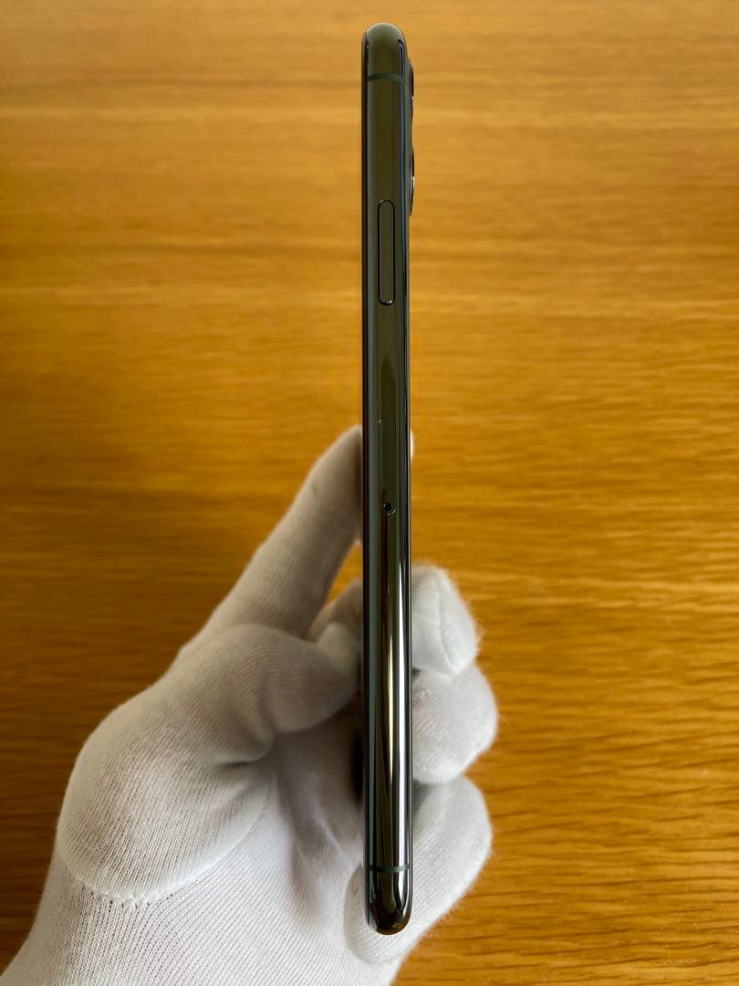 iPhone 11 Pro Max 新品ケース付　iPhone本体　電池100%