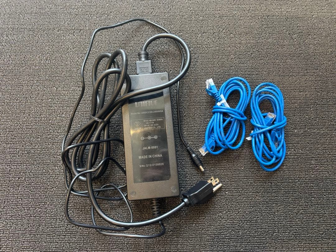 宿泊施設向け自動精算機（APS-01T）