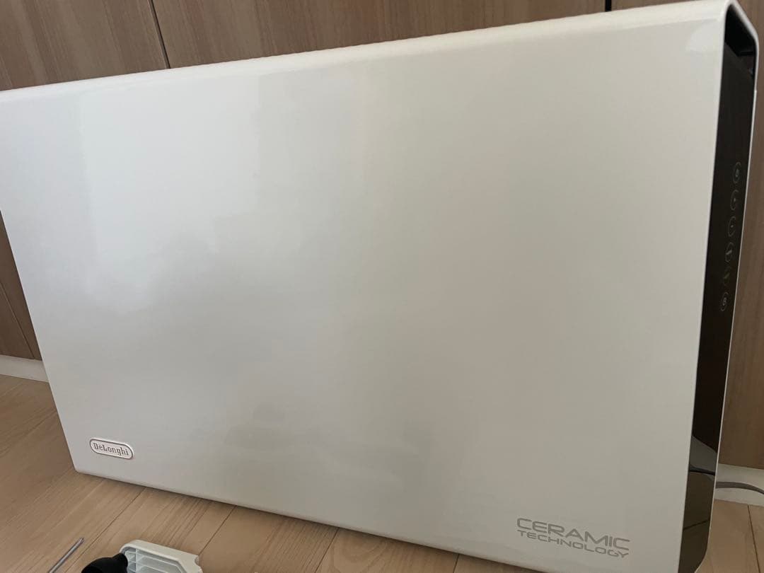 電気ヒーター デロンギ　コンベクターヒーター HXJ60L12