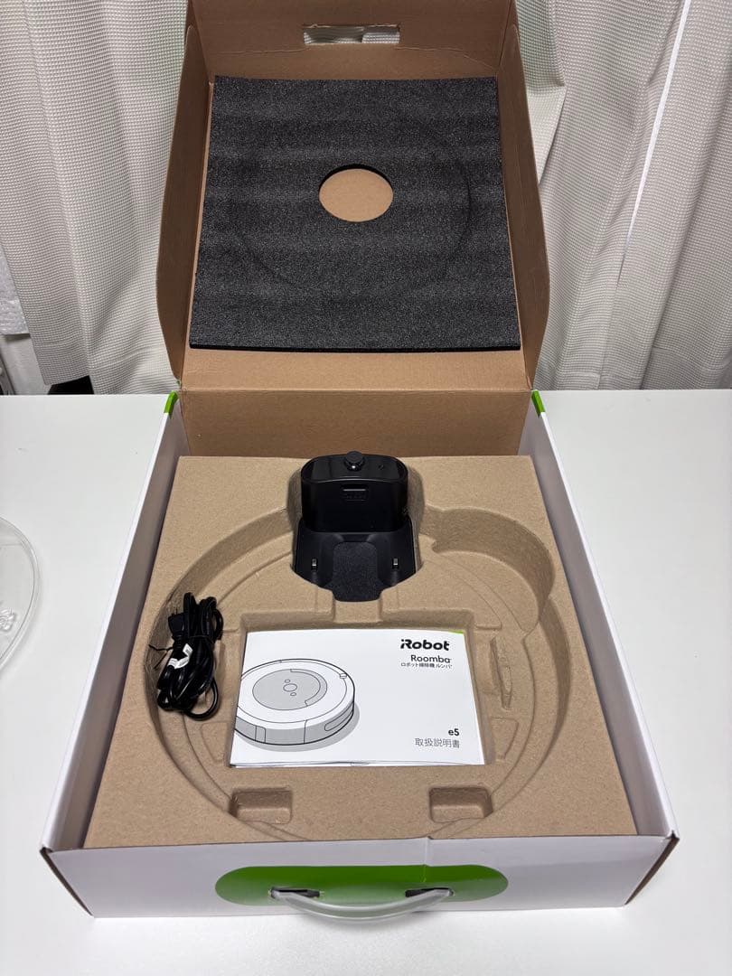 【良品】iRobot (アイロボット) Roomba (ルンバ) e5