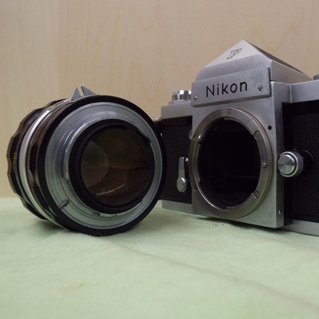 フィルムカメラ NIKON F