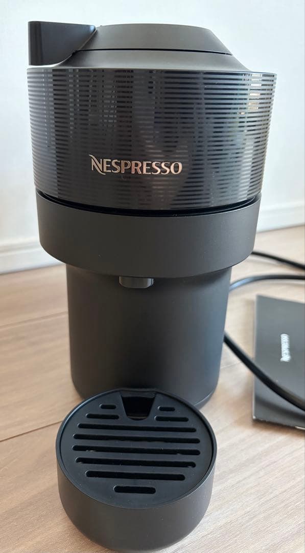 ネスプレッソ　VERTUO カプセル式コーヒーメーカー　GDV2 ブラック