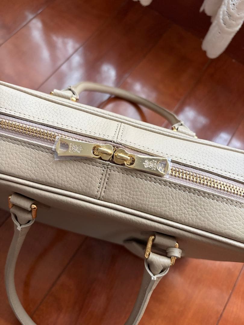 ＊A.D.M.J. ＊ ボストンバッグシュリンクレザー