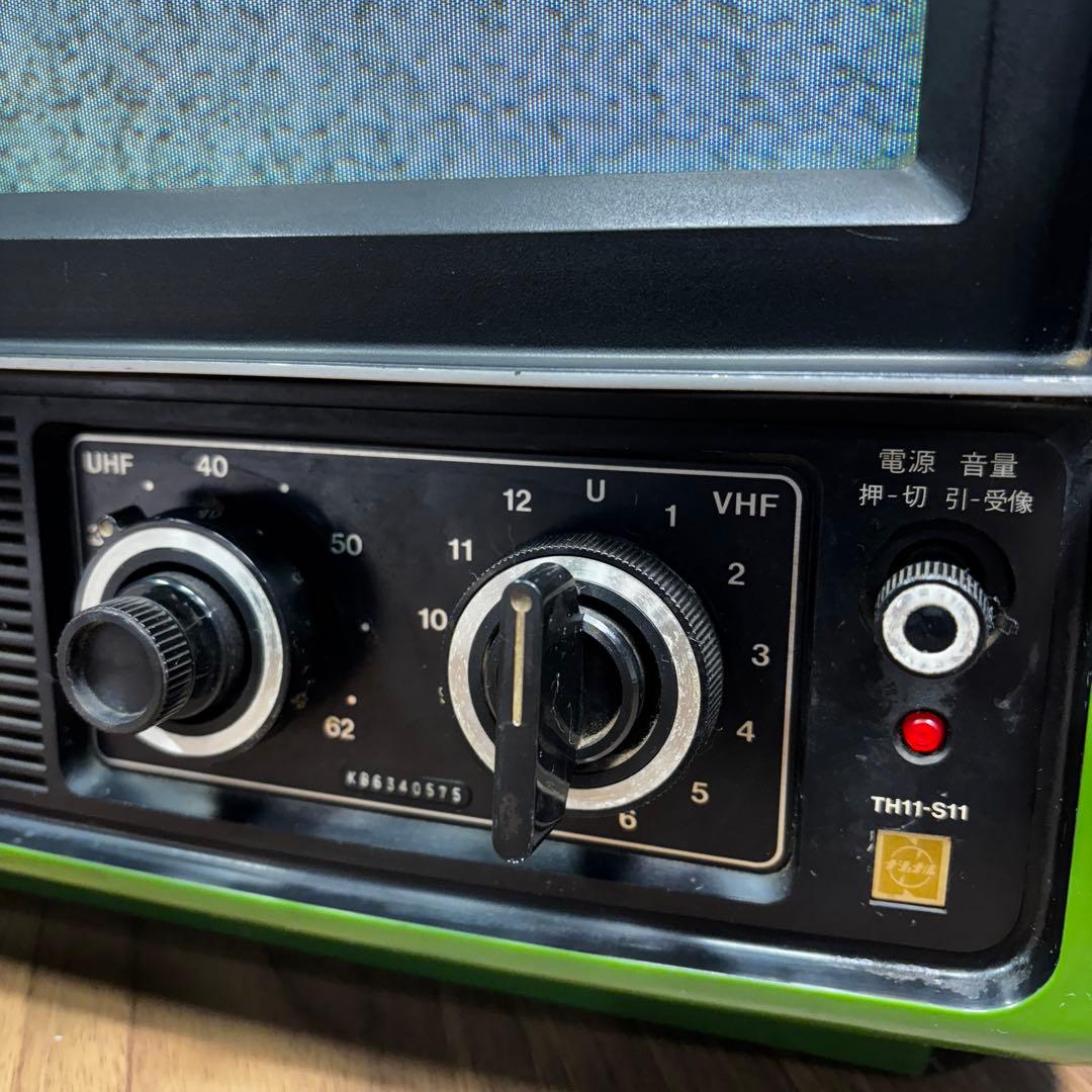 ナショナルカラーテレビ TH11- S11 緑 1976年製 昭和レトロ