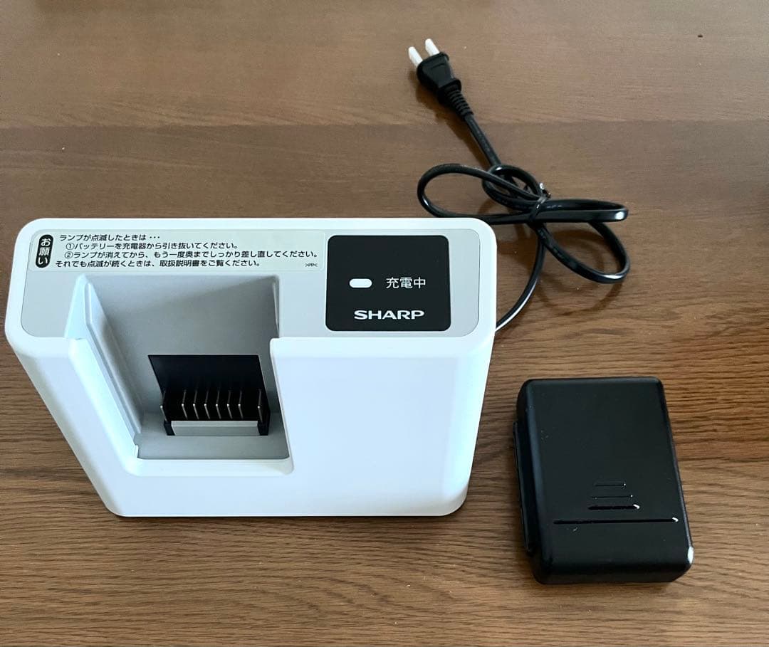 シャープ コードレススティック紙パック式掃除機 ラクティブエア EC-KR1