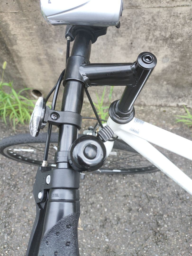 【手渡しのみ】700C クロスバイク 外装6段　ホワイト　美品