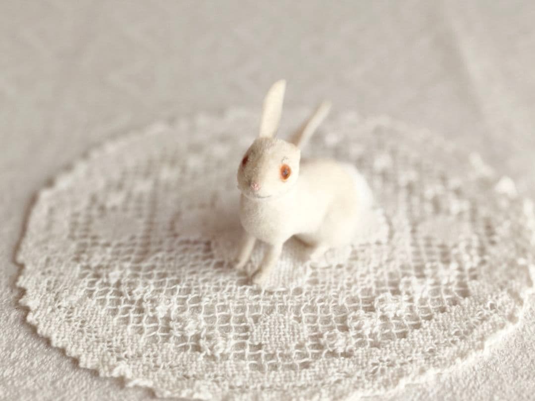 【✳︎toto✳︎さま】vintage ୨୧ 真っ白な 可愛い ウサちゃん