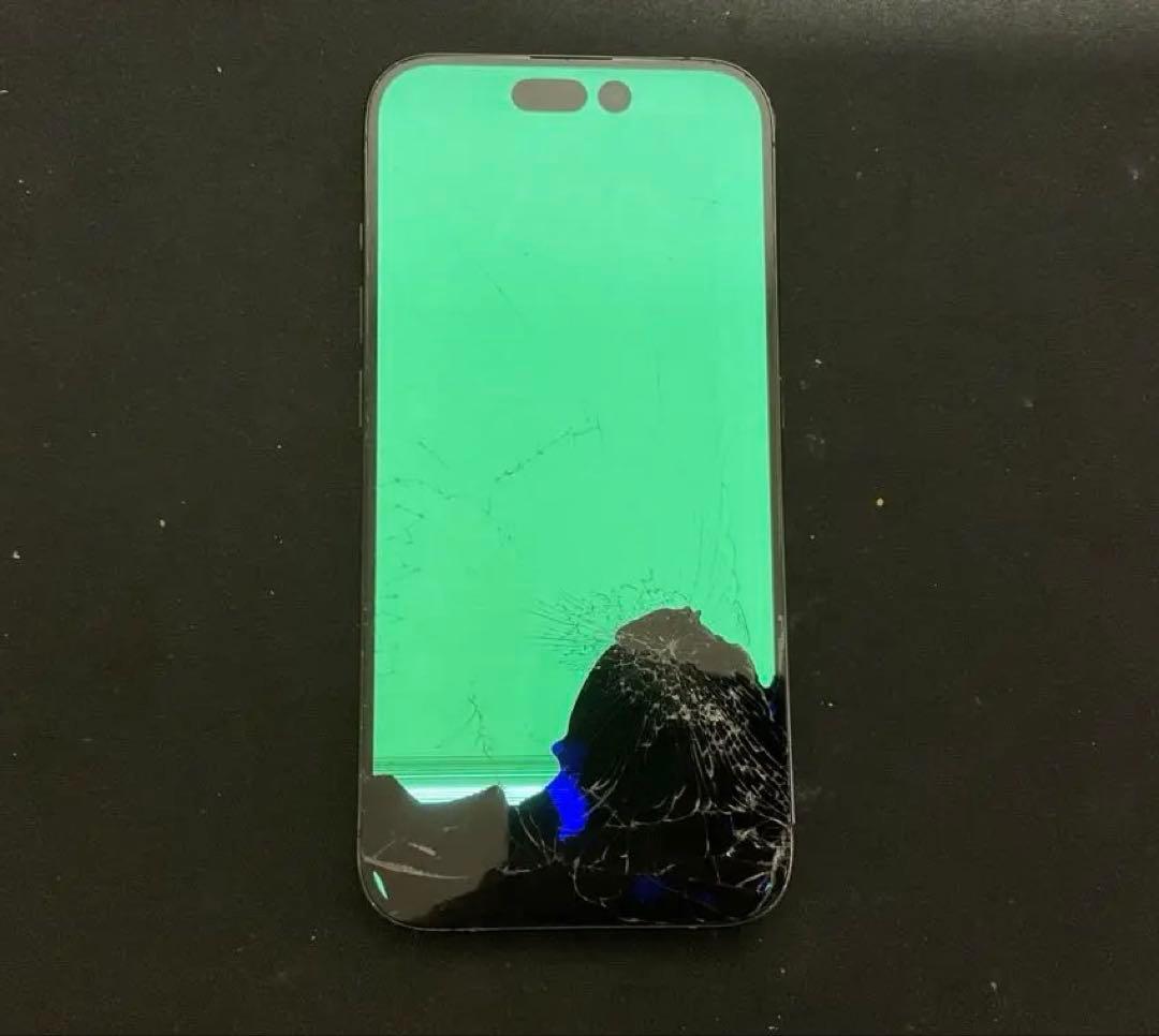 【香港版】iPhone15Pro ブラックチタニウム