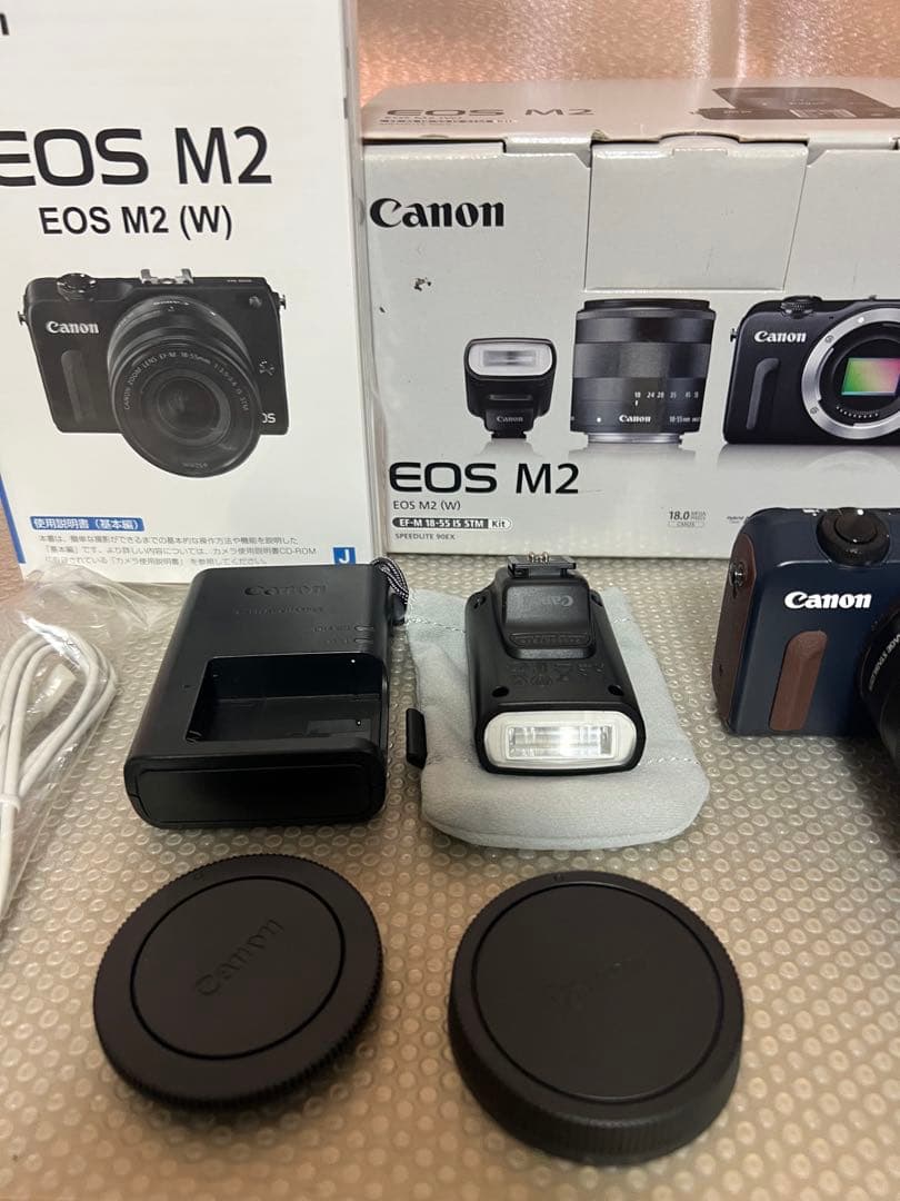 美品　Canon EOS M2 ミラーレスカメラ