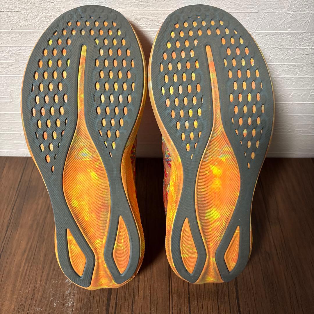 ［アシックス] 公式ストア限定ランニングシューズ NOOSA TRI 16メンズ